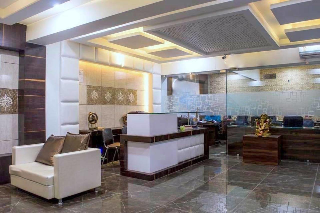 Hotel Tilak Bhopal Exteriör bild
